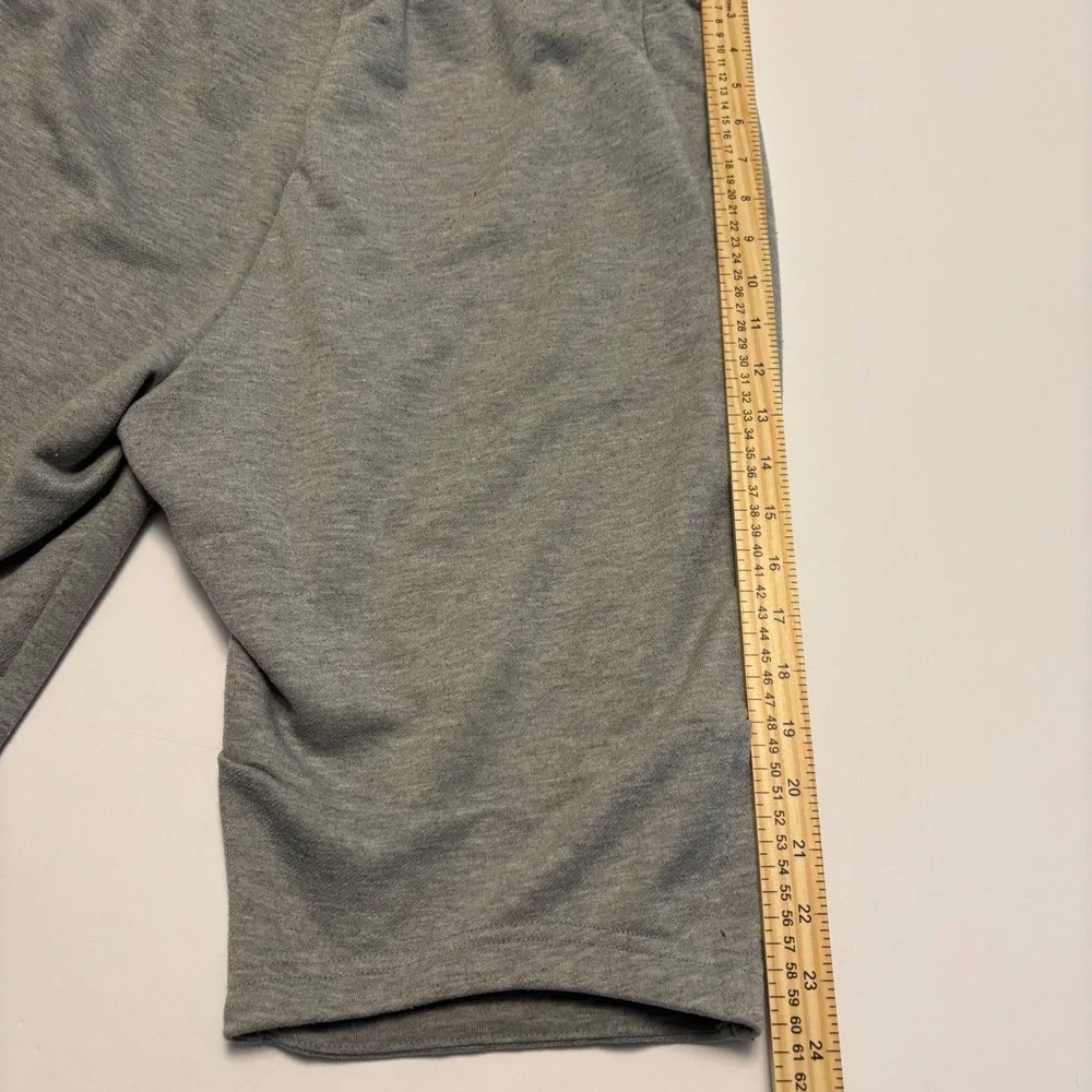 Nike Dri-FIT Sweatshorts Mens Medium Grey Athletic Basketball Swoosh Training